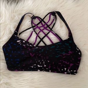 Lululemon free to be wild bra size 6